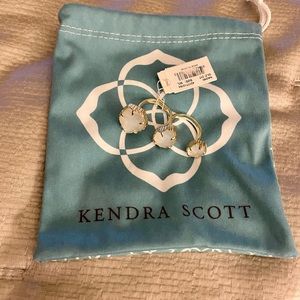 Beautiful Kendra Scott Naomi gold/white double ring- NWT!